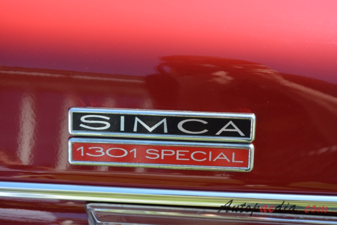 Simca 1301 1966-1975 (1973 Simca 1301 Special sedan 4d), emblemat tył 
