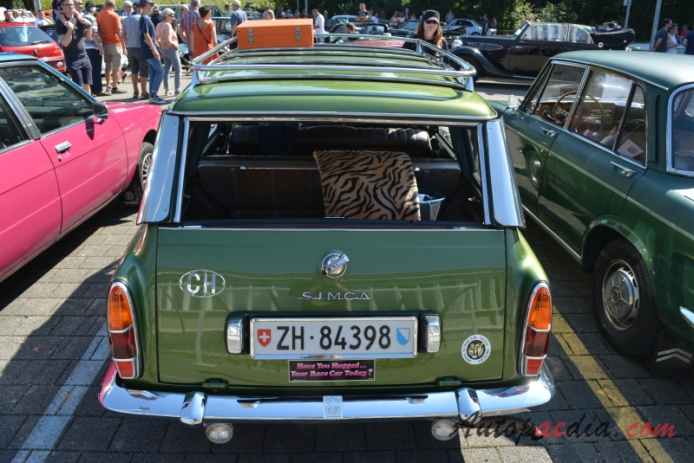 Simca 1501 1966-1975 (1966 Simca 1501 Break kombi 5d), rear view