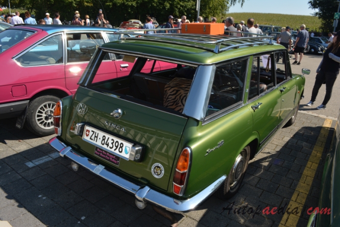Simca 1501 1966-1975 (1966 Simca 1501 Break kombi 5d), right rear view