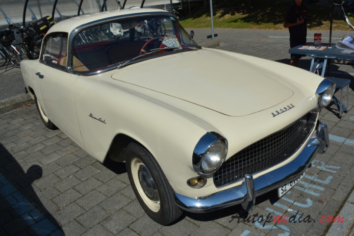 Simca Aronde 2. generacja 90A 1955-1958 (1957-1958 Simca Aronde 1300 Plein Ciel Hardtop Coupé 2d), prawy przód