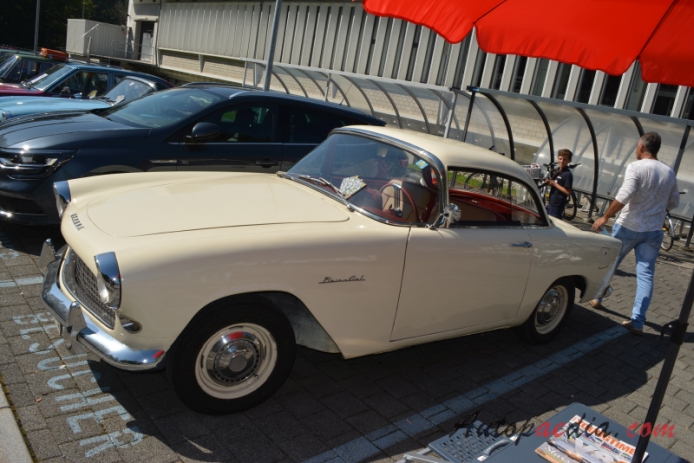 Simca Aronde 2nd generation 90A 1955-1958 (1957-1958 Simca Aronde 1300 Plein Ciel Hardtop Coupé 2d), left side view