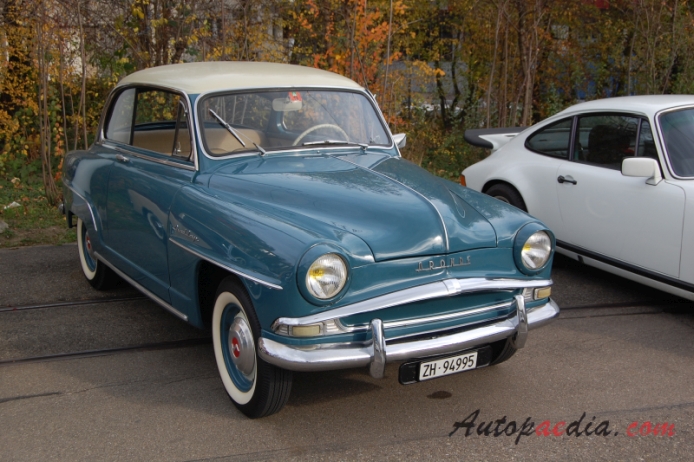 Simca Aronde 2nd generation 90A 1955-1958 (Grand Large Coupé 2d), right front view
