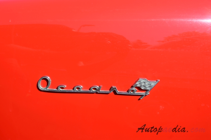 Simca Aronde 3. generacja P60 1958-1964 (1959 Simca Aronde Océane cabriolet 2d), emblemat bok 
