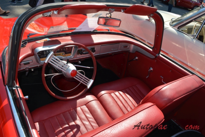 Simca Aronde 3. generacja P60 1958-1964 (1959 Simca Aronde Océane cabriolet 2d), wnętrze