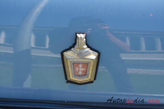 Simca Vedette 1. generacja 1954-1957 (1955 Versailles sedan 4d), emblemat tył 