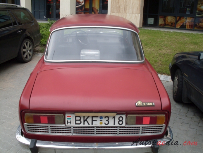 Skoda 100 1969-1977 (sedan 4d), rear view