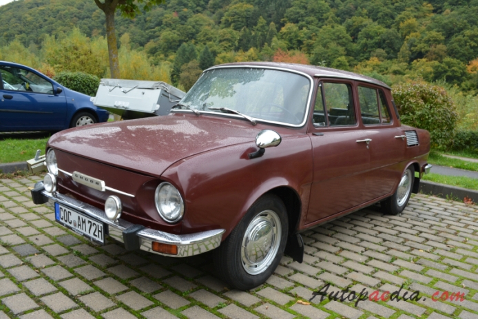 Skoda 100 1969-1977 (sedan 4d), left front view