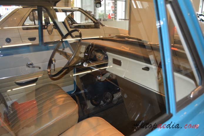 Skoda 1000 MB 1964-1969 (1966 type 990 saloon 4d), interior