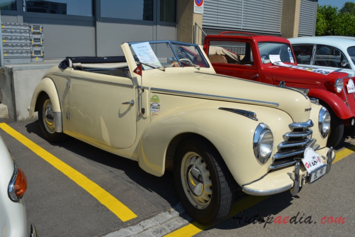 Skoda 1101 1946-1952 (1949 roadster 2d), right front view