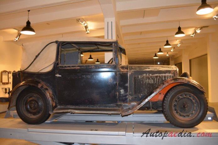 Skoda 422 1932-1932 (1931 Roadster 2d), prawy bok