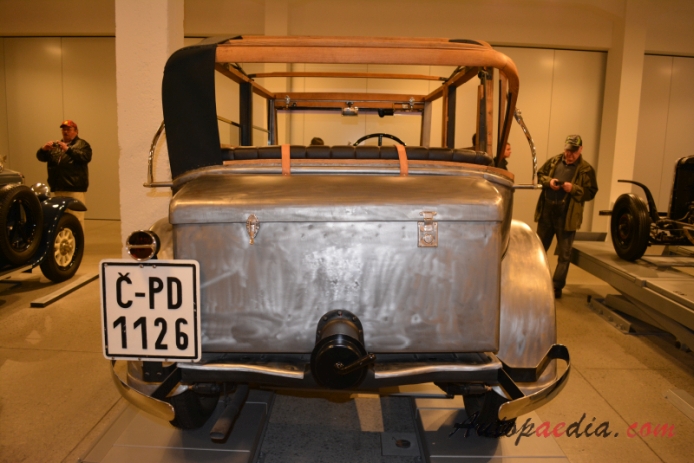Skoda 430 1929-1932 (1932 phaeton 4d), tył