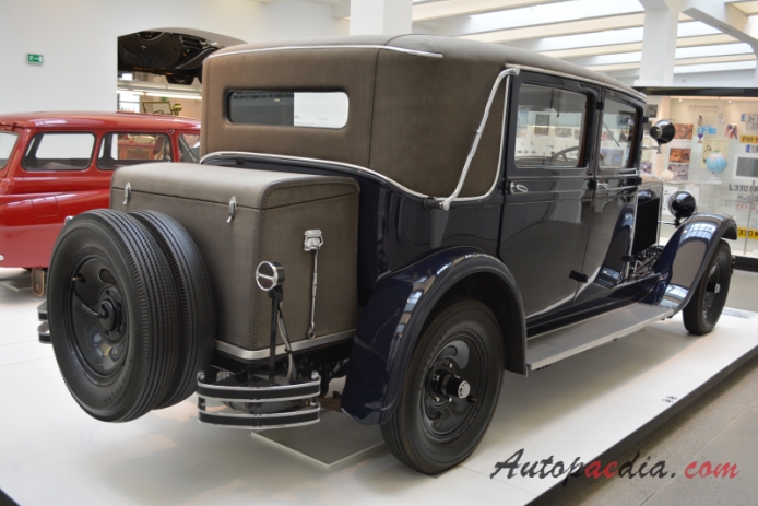 Skoda 645 1929-1934 (1930 limousine 4d), right rear view