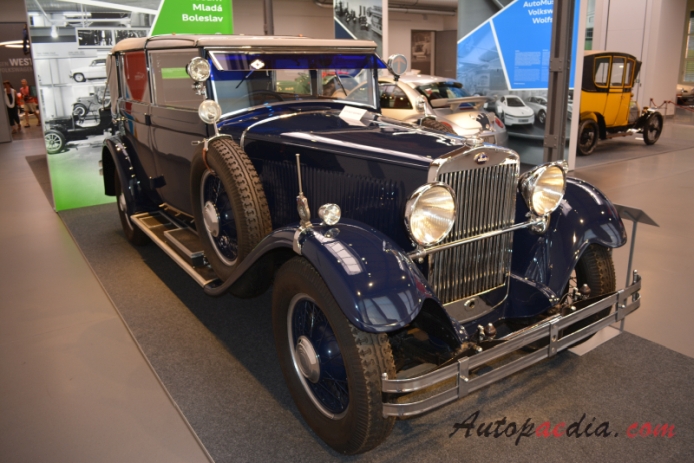Skoda 860 1929-1932 (1932 convertible 4d), right front view