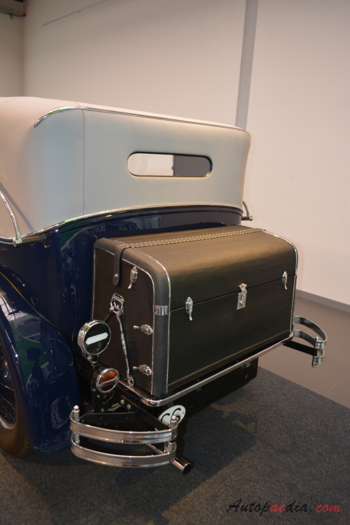 Skoda 860 1929-1932 (1932 convertible 4d), rear view