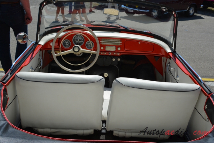 Skoda Felicia 1959-1964 (1959-1961 cabriolet 2d), wnętrze