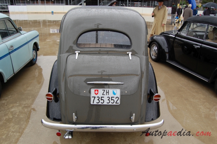 Skoda Popular 1934-1946 (1938 type 912 OHV saloon 2d), rear view