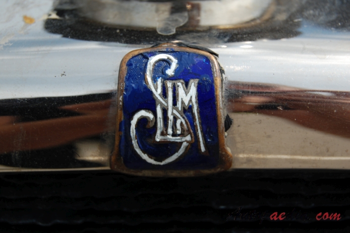 Slim-Pilain AP 22700 1923, front emblem  