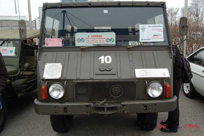 Steyr Puch Pinzgaür 1. generacja 1971-1985 (1979 710M pojazd wojskowy), przód