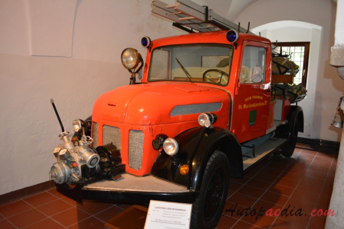 Steyr-Daimler-Puch A 2000 (1948 RV 125 Konrad Rosenbaür wóz strażacki), lewy przód