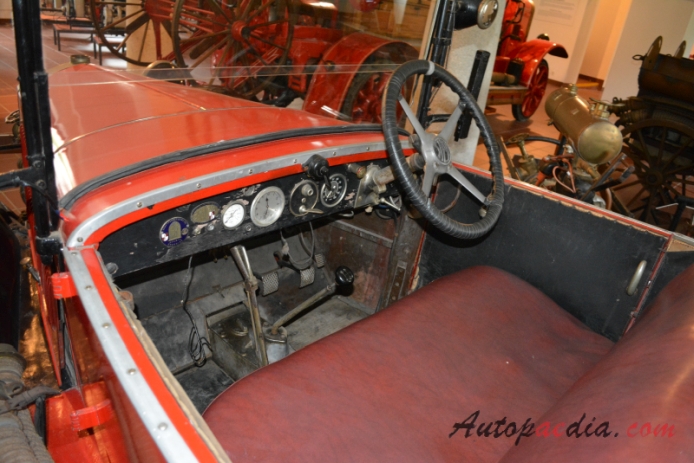 Steyr Typ XII (1928 wóz strażacki), wnętrze