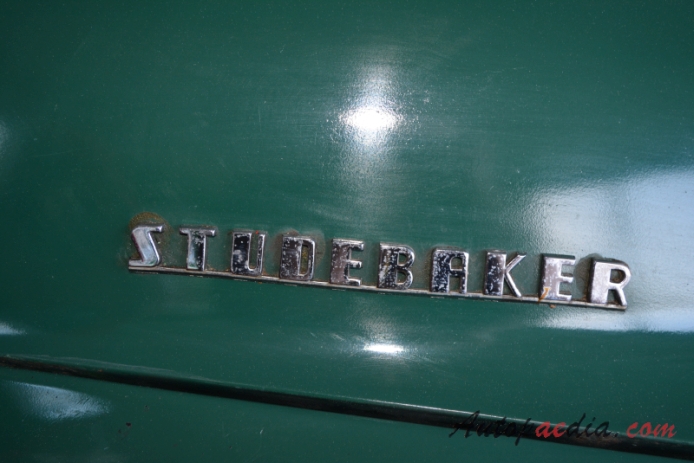 Studebaker 2R Series 1949-1953 (flatbed truck 2d), side emblem 