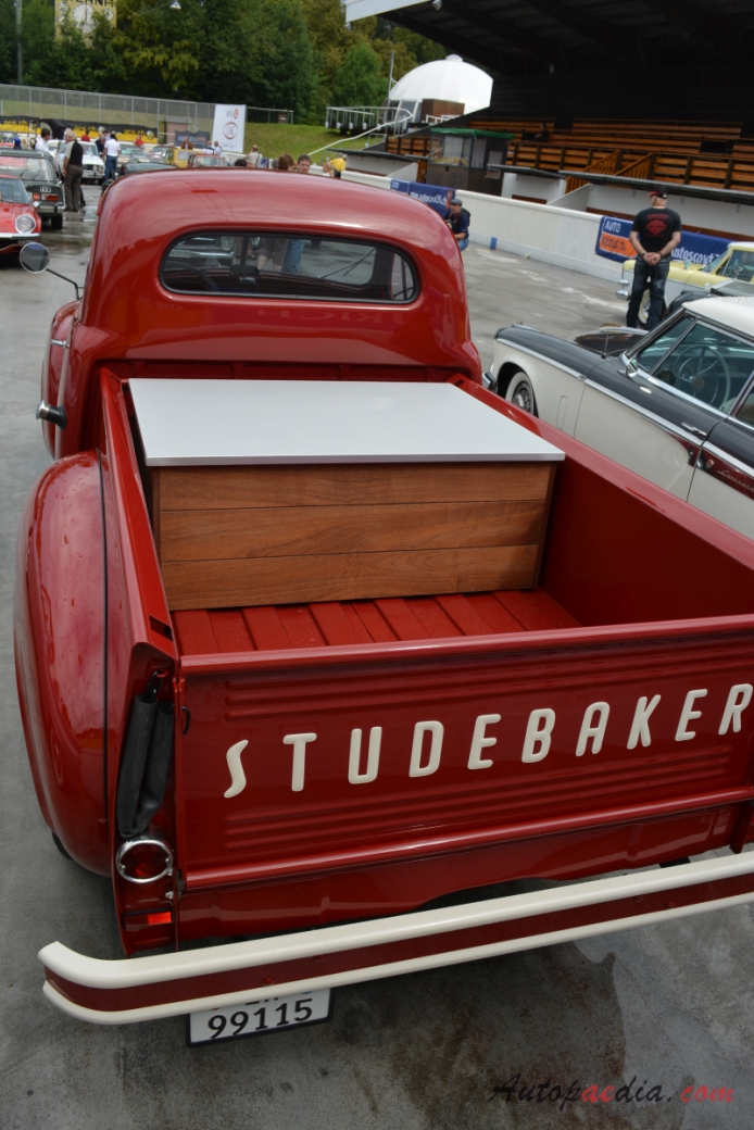 Studebaker 2R Series 1949-1953 (pickup 2d), rear view