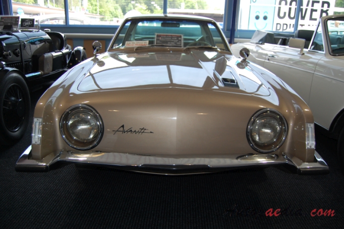 Studebaker Avanti 1962-1963 (1963 supercharger), front view