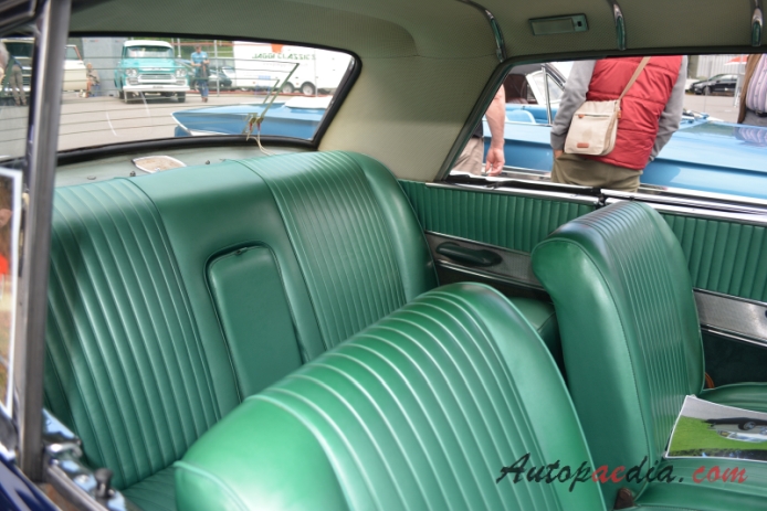 Studebaker Hawk 1956-1964 (1964 Gran Turismo Hawk hardtop 2d), wnętrze
