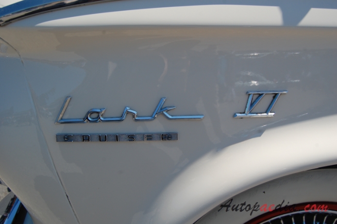 Studebaker Lark 1st generation 1959-1961 (1961 Lark VI sedan 4dt), side emblem 