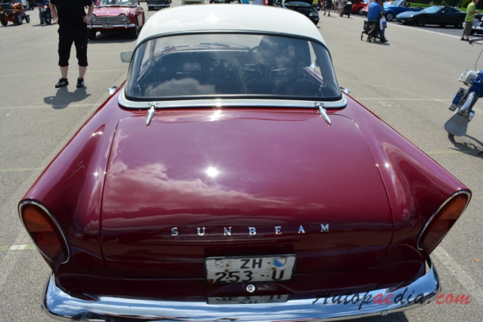 Sunbeam Alpine 2nd generation 1959-1968 (1960 Series II hardtop convertible), rear view