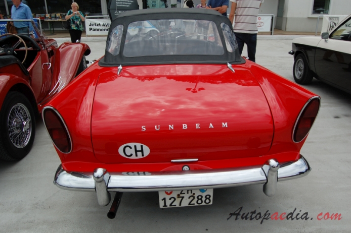 Sunbeam Alpine 2nd generation 1959-1968 (1960 Series I 1494ccm), rear view