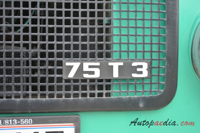 TAM 75 197x-19xx (75 T 3 ciężarówka), emblemat przód 