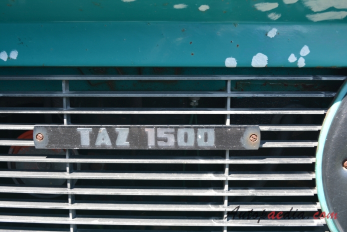 TAZ 1500 1985-1999 (1985-1996 van), front emblem  