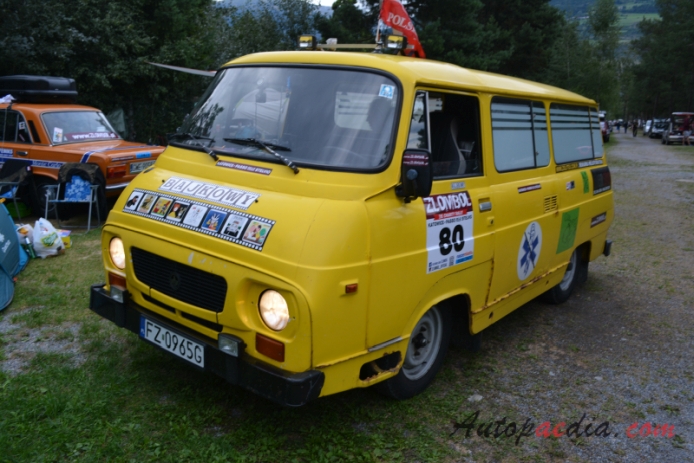 TAZ 1500 1985-1999 (1997-1999 TAZ-Š 1203 van), lewy przód