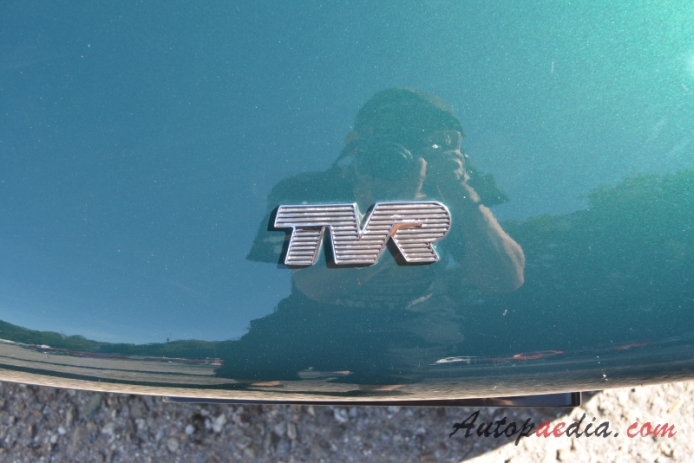TVR Chimära 1992-2003 (1995 convertible 2d), front emblem  