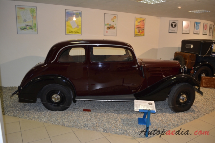 Tatra 54 1931-1934 (1932 T54/30 todor sedam 2d), prawy bok