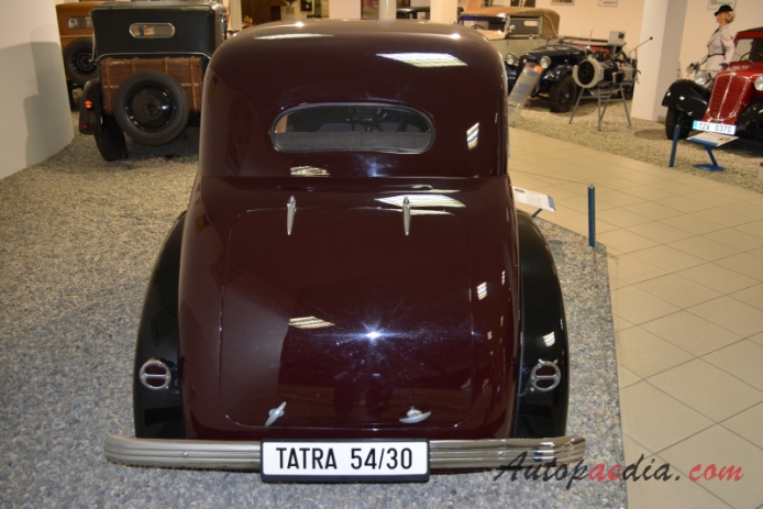 Tatra 54 1931-1934 (1932 T54/30 todor sedam 2d), tył
