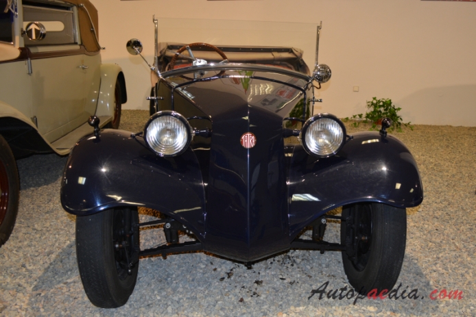 Tatra 57 1931-1948 (1931-1936 T57 sport cabriolet 2d), przód