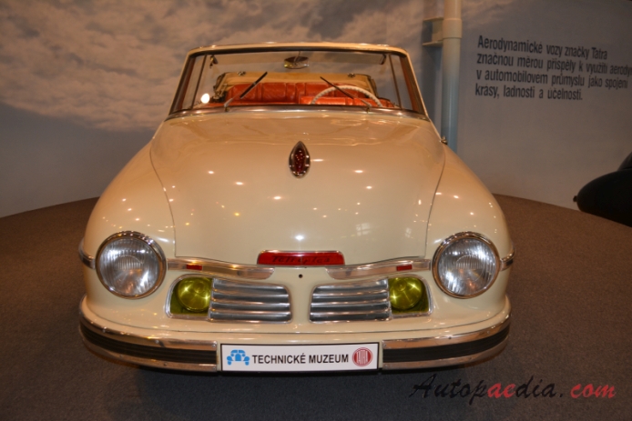 Tatra T600 Tatraplan 1948-1952 (1949 cabriolet 2d), front view