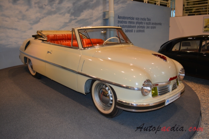 Tatra T600 Tatraplan 1948-1952 (1949 cabriolet 2d), prawy przód
