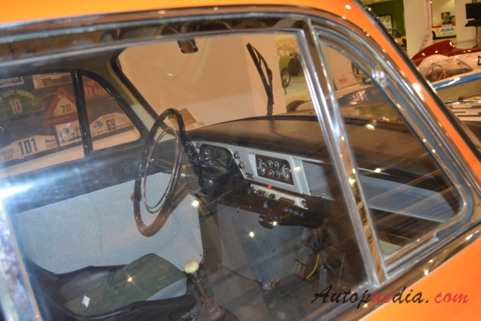 Tatra T603 1956-1975 (1967 B5 saloon 4d), wnętrze