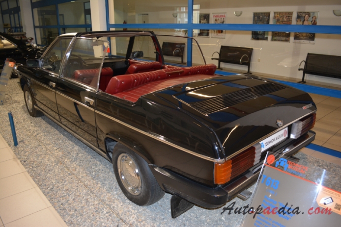 Tatra T613 1974-1996 (1984-1985 613-K cabriolet 4d),  left rear view