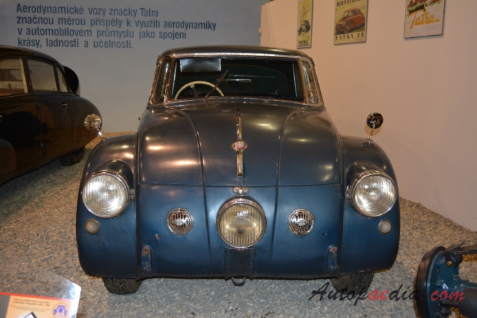 Tatra T77 1934-1938 (1935-1938 T77A), przód
