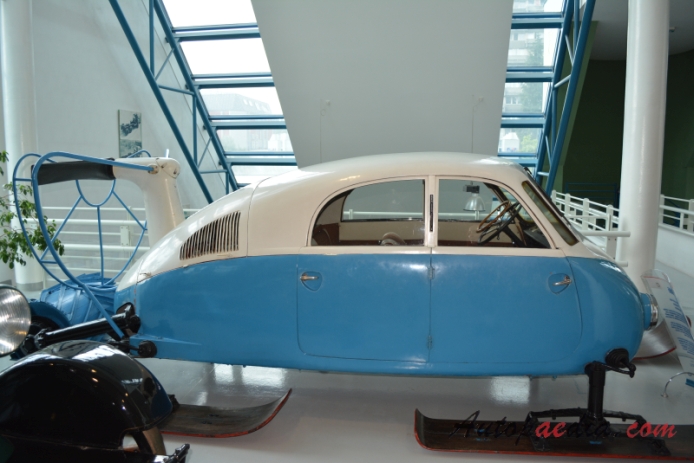 Tatra V 855 1942 (Snowmobile prototype), right side view