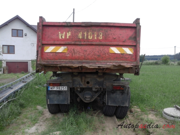 Tatra 815 1983-present (dumping ciężarówka), tył