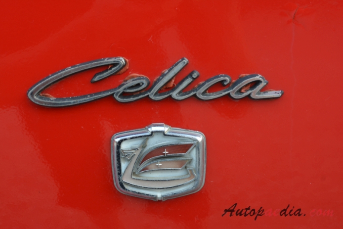 Toyota Celica 1. generacja (A20, A35 Series) 1970-1977 (1970-1972 ST hardtop 2d), emblemat bok 