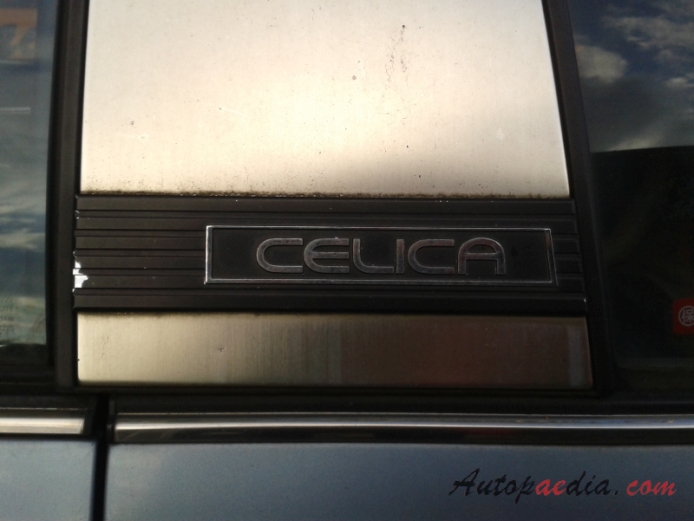 Toyota Celica 2. generacja (A40) 1977-1981 (1979-1981 Series B XT 2000 liftback 3d), emblemat bok 