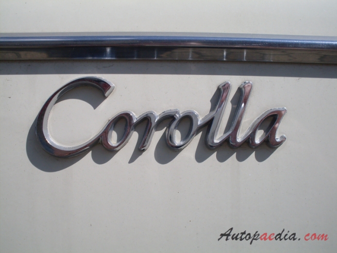 Toyota Corolla 1st generation 1966-1970 (1970 KE15 Sprinter Coupé), side emblem 