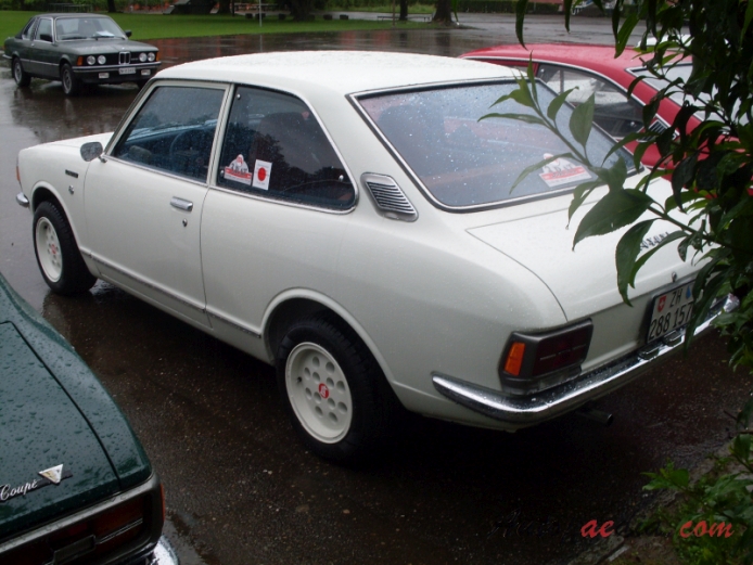 Toyota Corolla 2nd generation 1970-1978 (1970 KE20 sedan 2d DeLuxe),  left rear view