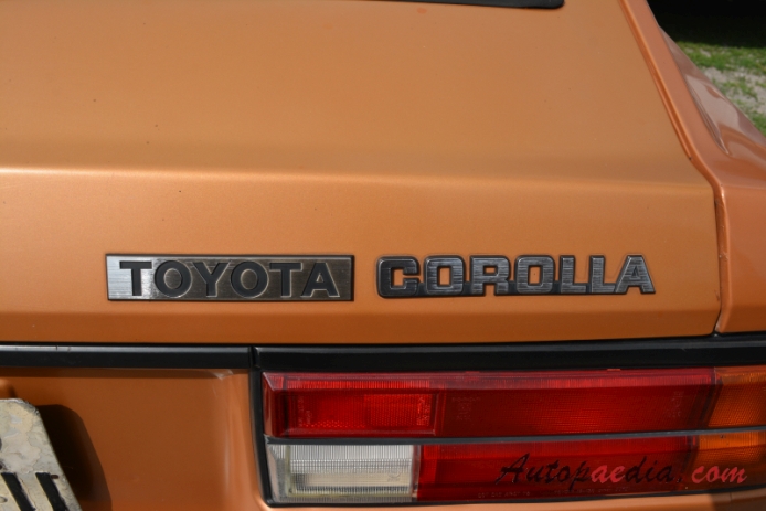 Toyota Corolla 4. generacja E70 1979-1983 (1981 GT DOHC Coupé 3d), emblemat tył 